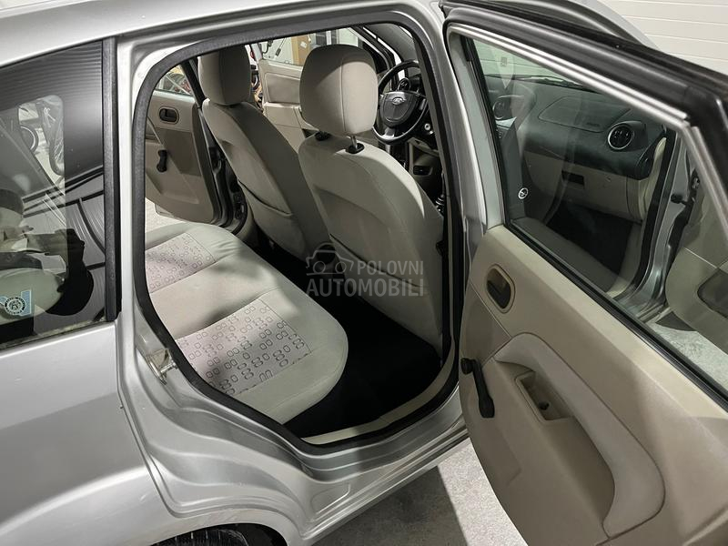 Ford Fiesta 1.4 B 8v