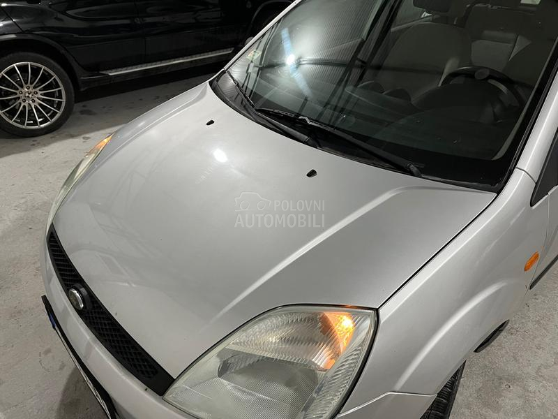 Ford Fiesta 1.4 B 8v