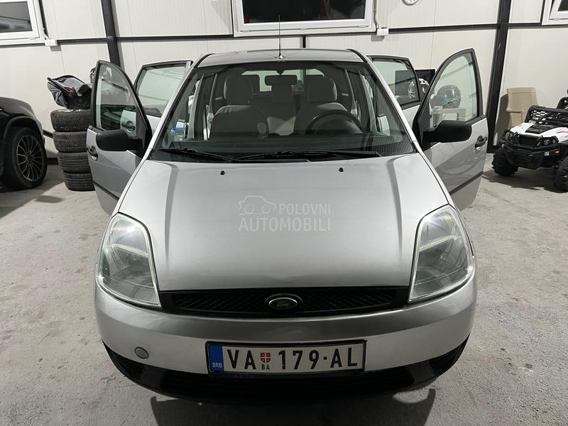 Ford Fiesta 1.4 B 8v