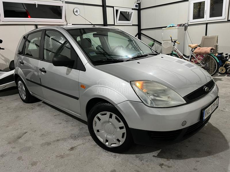 Ford Fiesta 1.4 B 8v