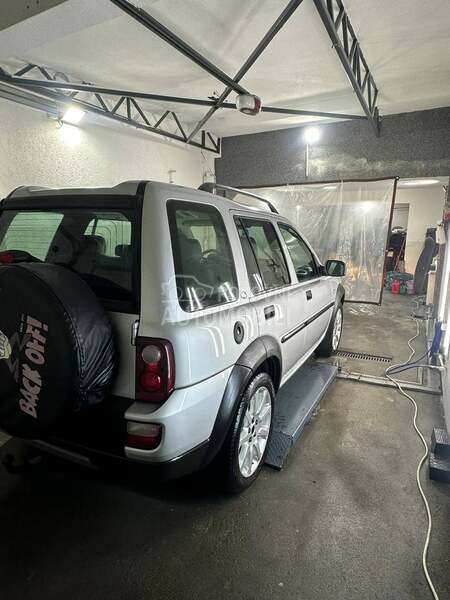 Land Rover Freelander 2.O D4D 4X4  NOV NOV