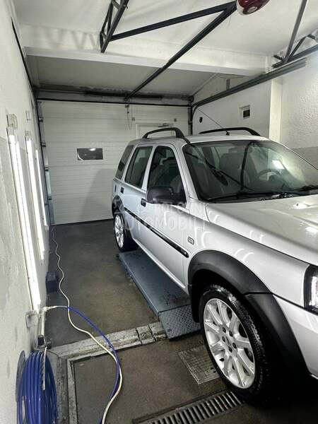 Land Rover Freelander 2.O D4D 4X4  NOV NOV