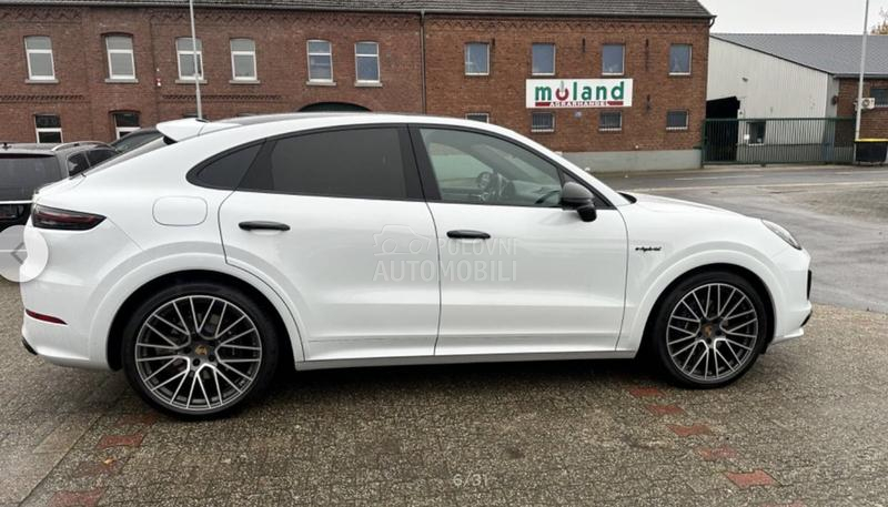 Porsche Cayenne E Hybrid