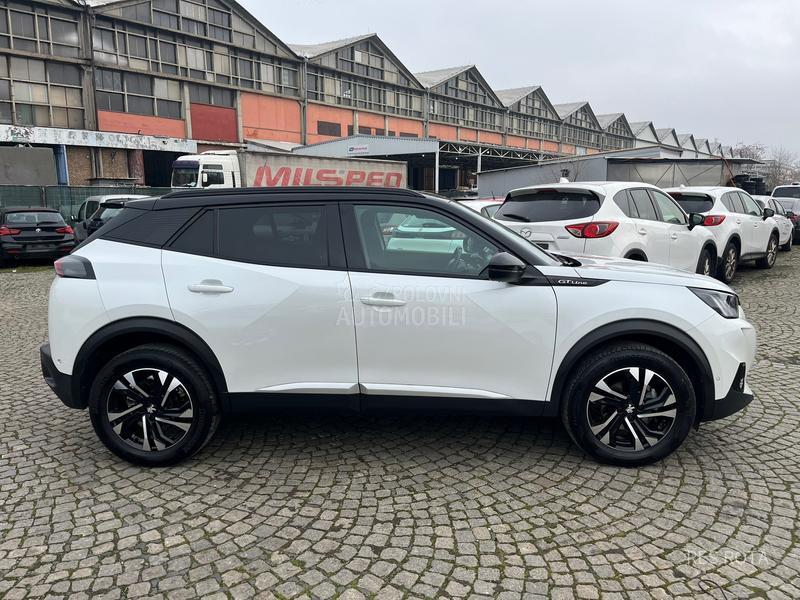Peugeot 2008 1.2 GT LINE