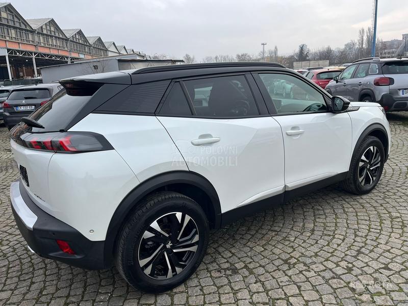 Peugeot 2008 1.2 GT LINE