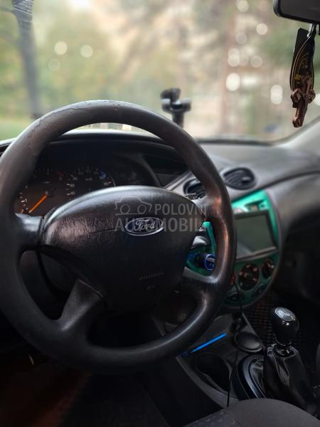 Ford Focus 1.8tddi