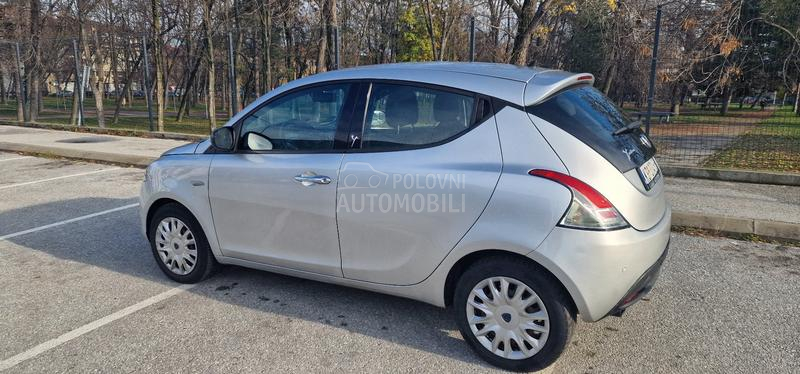 Lancia Ypsilon 1.3 mjtd