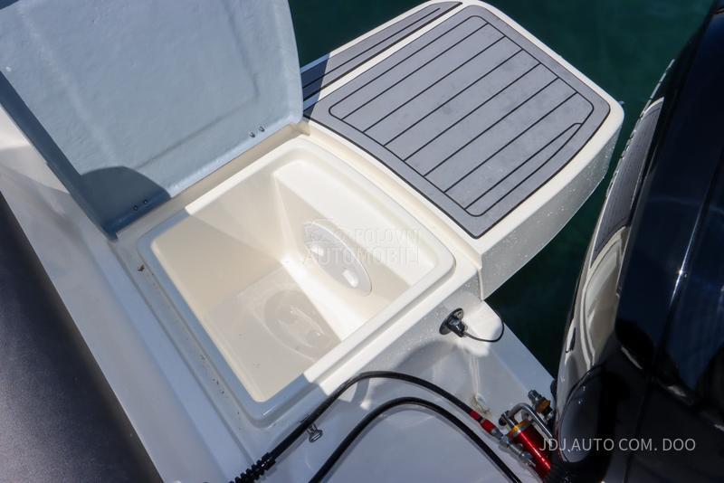 Karel Ionian Sun 680 Sundeck