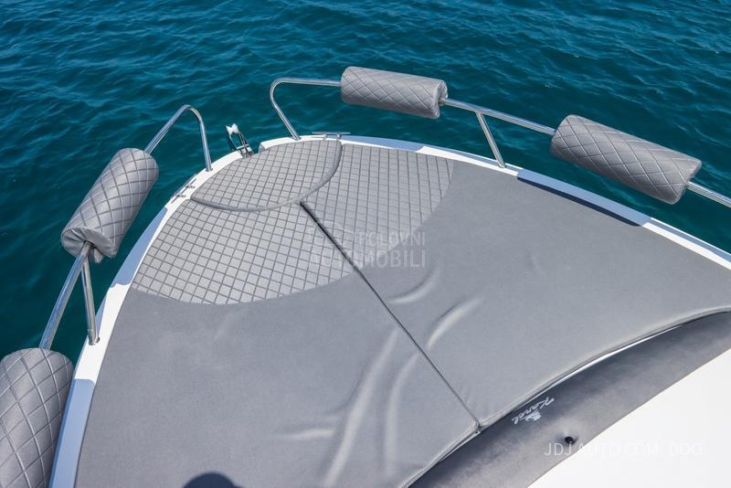 Karel Ionian Sun 680 Sundeck