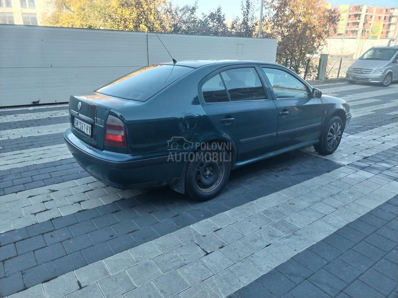 Škoda Octavia 1.6 GLX