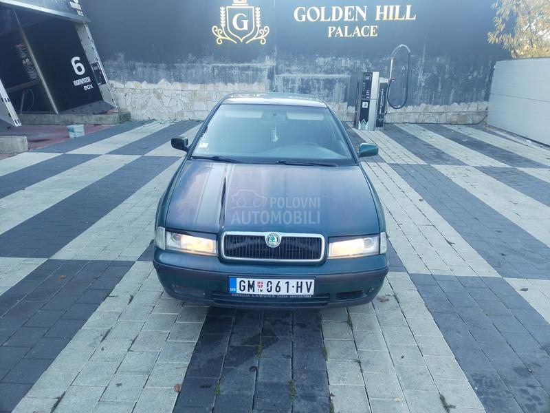 Škoda Octavia 1.6 GLX