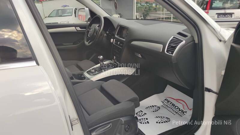 Audi Q5 2.0 TDi/Nav/Led/Pano