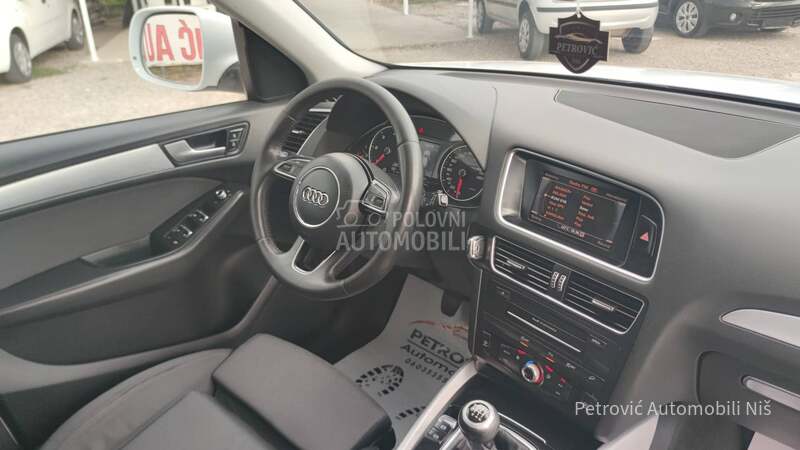 Audi Q5 2.0 TDi/Nav/Led/Pano