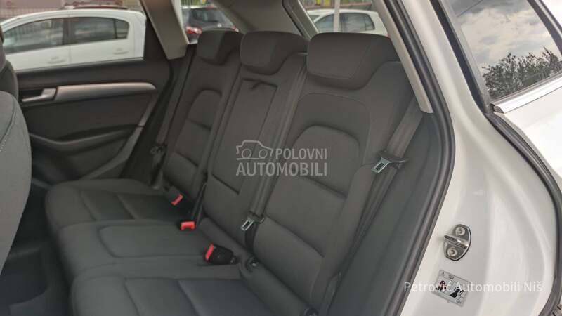 Audi Q5 2.0 TDi/Nav/Led/Pano