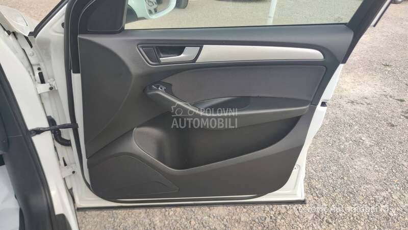 Audi Q5 2.0 TDi/Nav/Led/Pano