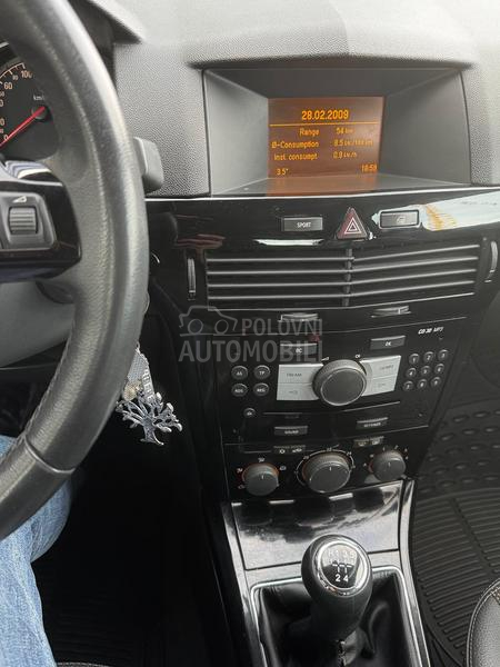 Opel Astra H GTC COSMO