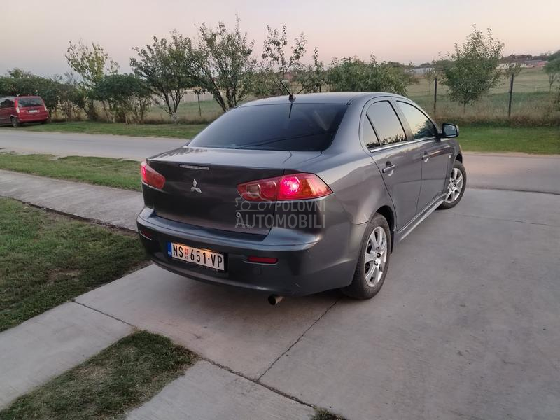 Mitsubishi Lancer 2.0