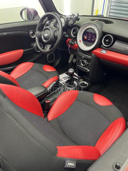 MINI Cooper S s cabrio