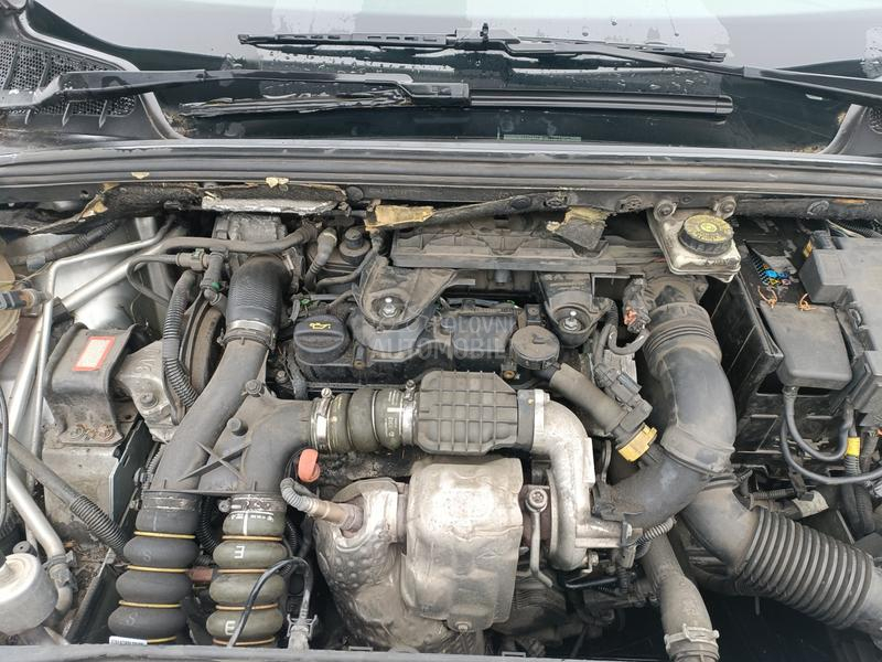 Peugeot 308 1.6 EHDI