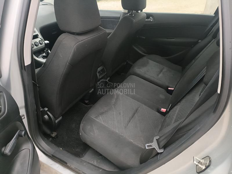 Peugeot 308 1.6 EHDI