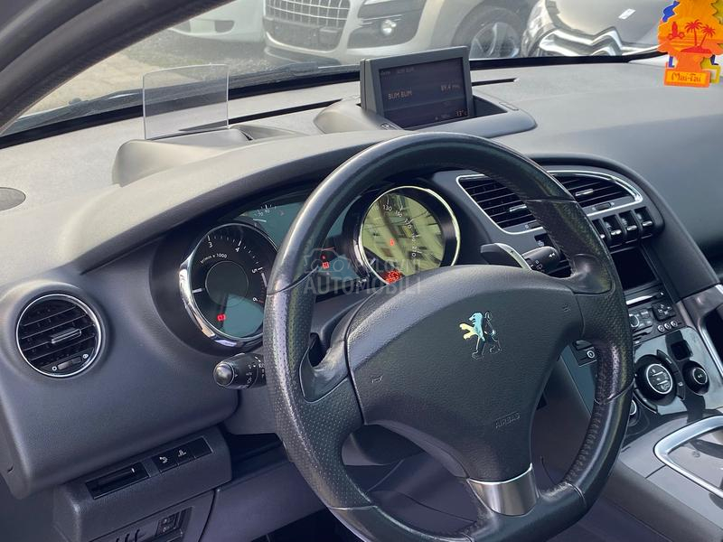 Peugeot 3008 1.6e-hdi A U T O