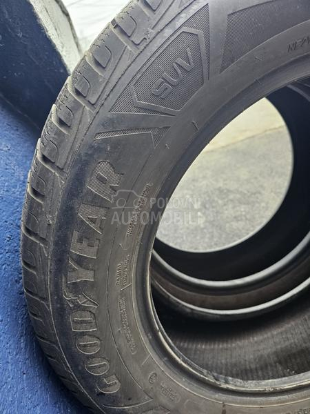 Dunlop 225/55 R17 Zimska