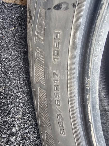 Dunlop 225/55 R17 Zimska