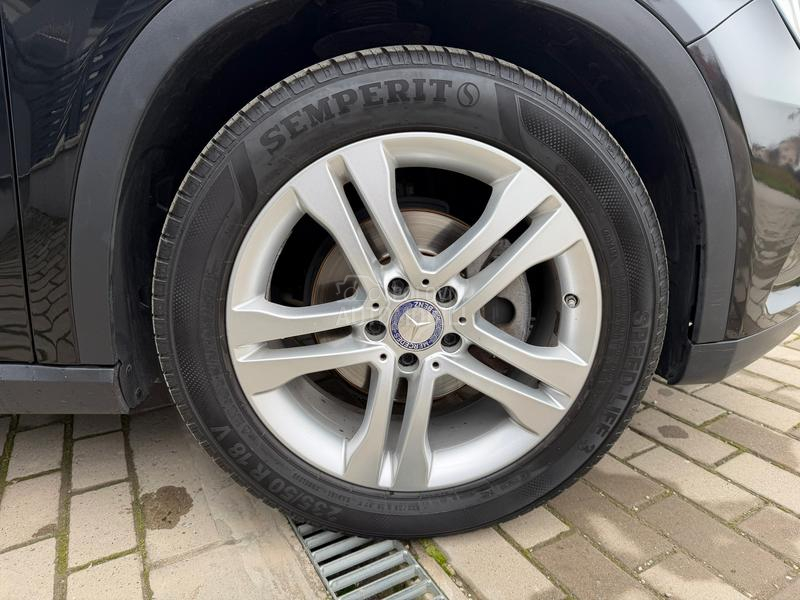 Mercedes Benz GLA 180 1.5d/KAMERA/T O P