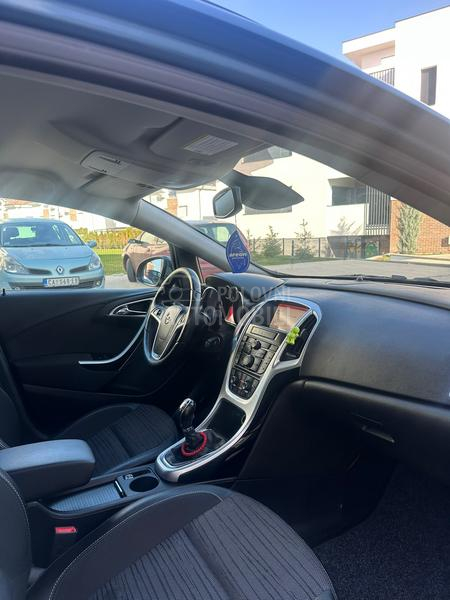 Opel Astra J 1.6CDTI KA0 N0VA