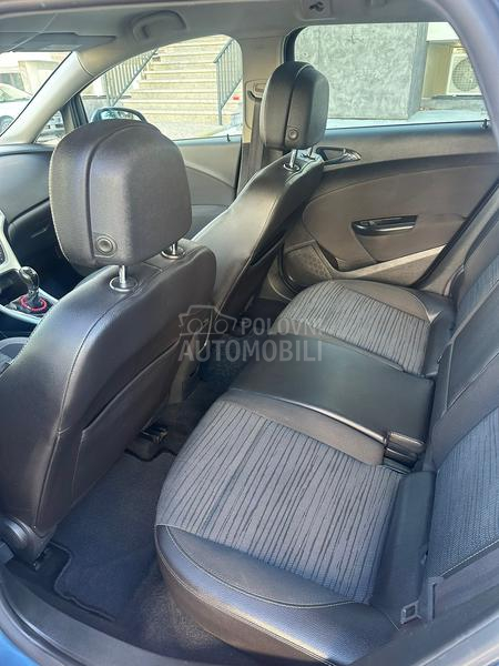 Opel Astra J 1.6CDTI KA0 N0VA