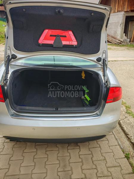 Audi A4 2.0 TDI S-Line