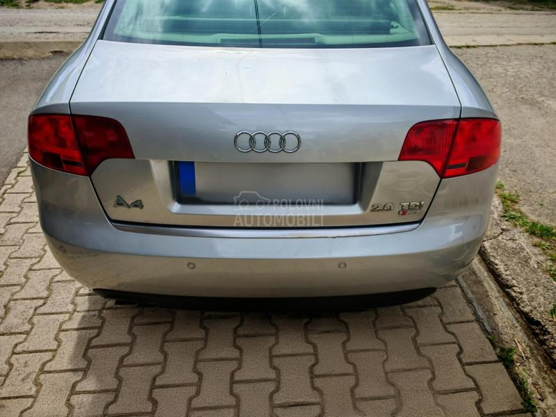 Audi A4 2.0 TDI S-Line