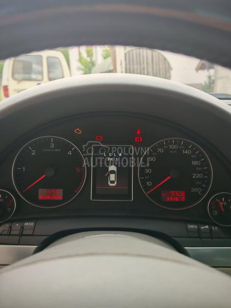 Audi A4 2.0 TDI S-Line