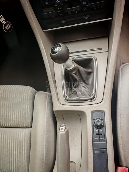 Audi A4 2.0 TDI S-Line