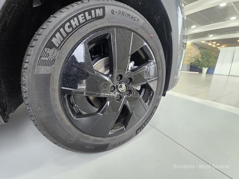 Citroen C5 Aircross PLUS HYBRID e-DCT