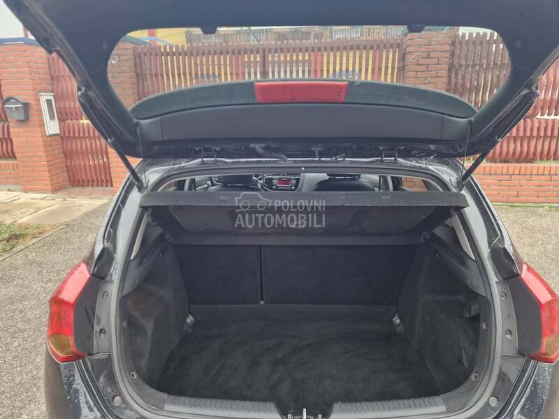 Kia cee`d //GT-Line//TOOP