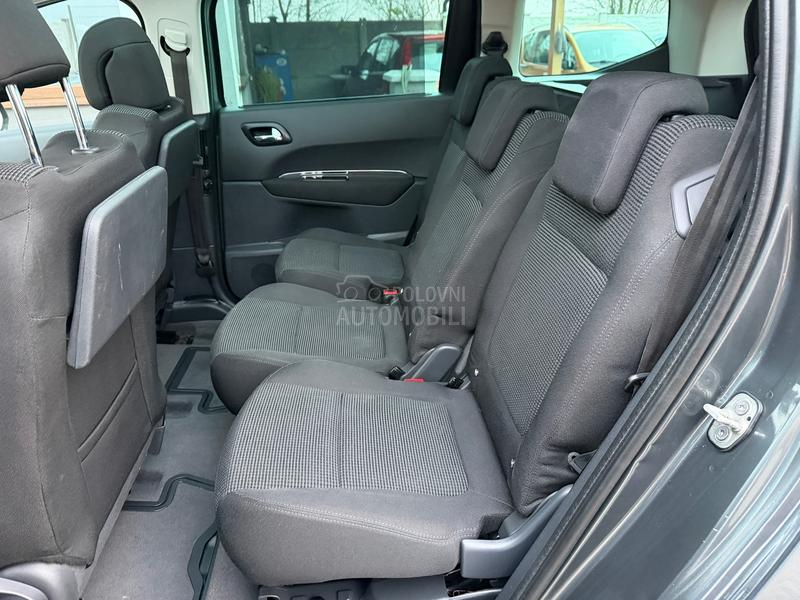 Peugeot 5008 2.0HDI AUT