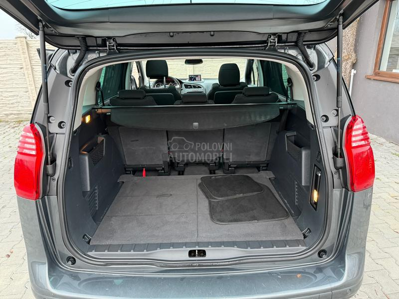 Peugeot 5008 2.0HDI AUT