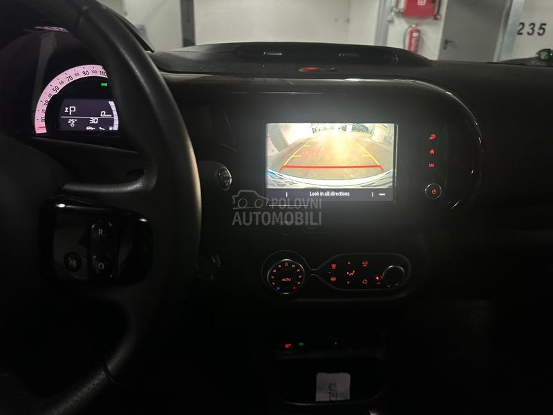 Renault Twingo 0.9 TCe Edc Intense