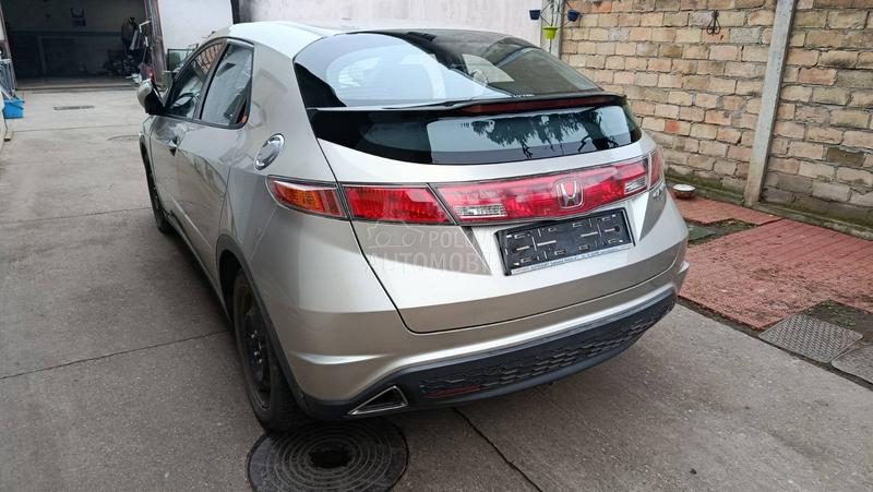 Honda Civic 1.8 sport