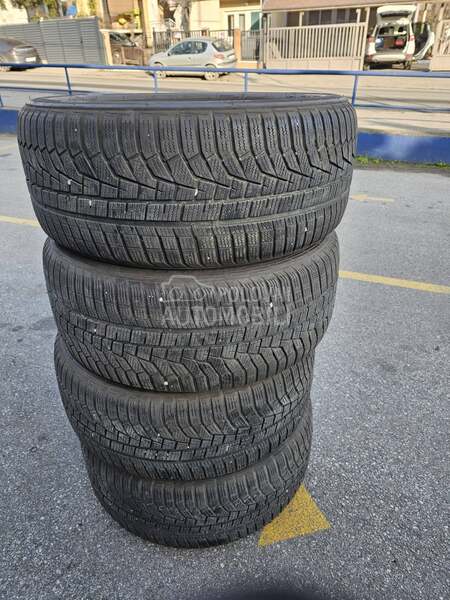 Hankook 225/50 R17 Zimska