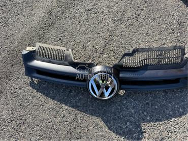 maska crna za Volkswagen Golf 5 od 2003. do 2008. god.