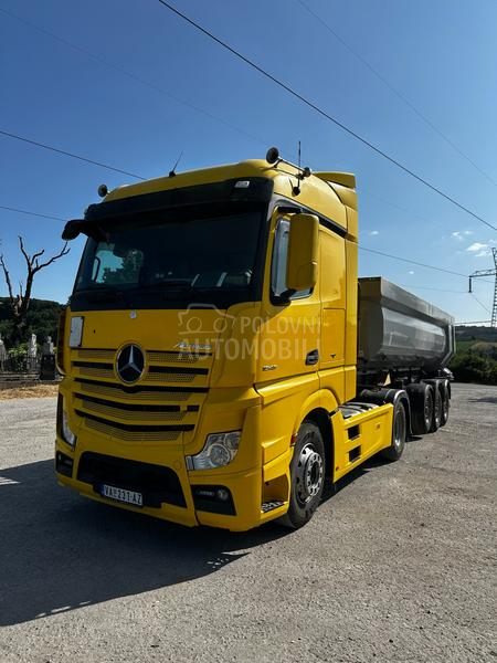 Mercedes Benz 1845 2 komada