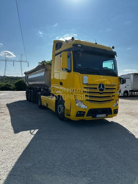 Mercedes Benz 1845 2 komada