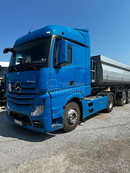 Mercedes Benz 1845 2 komada