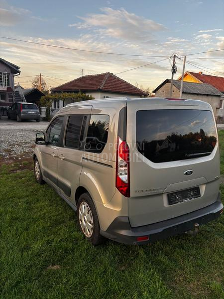 Ford Tourneo Connect 