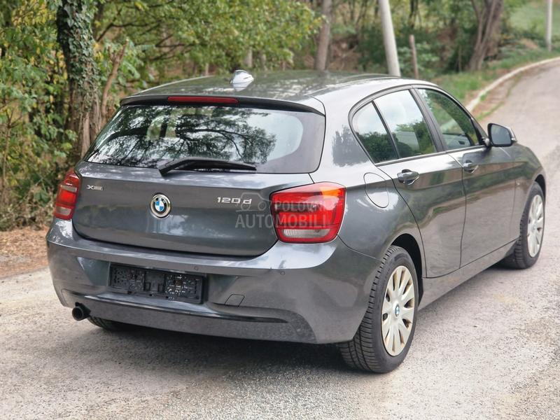 BMW 120 