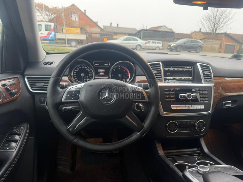 Mercedes Benz ML 250 