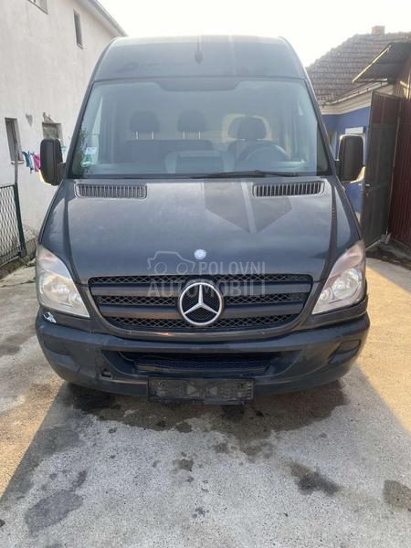 Mercedes Benz Sprinter 