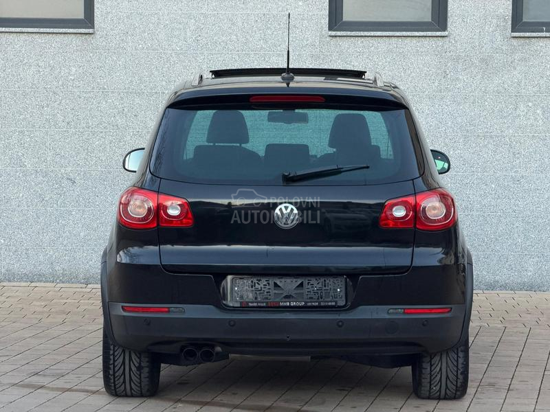 Volkswagen Tiguan SPORT STYLE  DSG 4X4